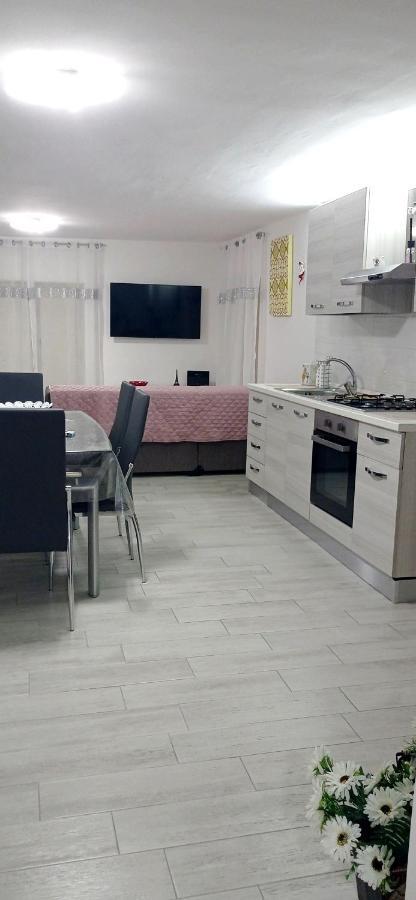Nunzia'S House Napoli Apartment Ngoại thất bức ảnh
