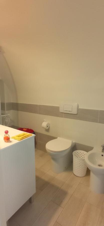 Nunzia'S House Napoli Apartment Ngoại thất bức ảnh