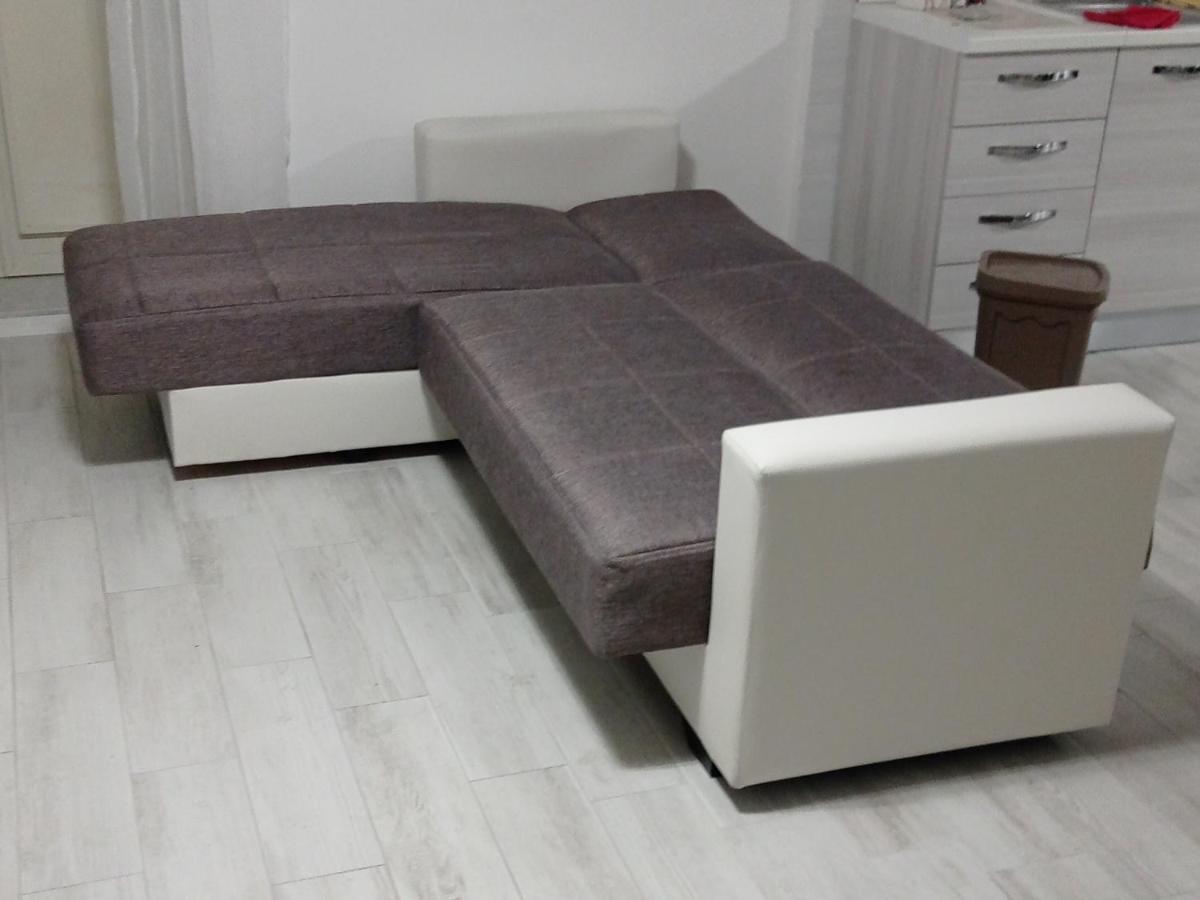 Nunzia'S House Napoli Apartment Ngoại thất bức ảnh