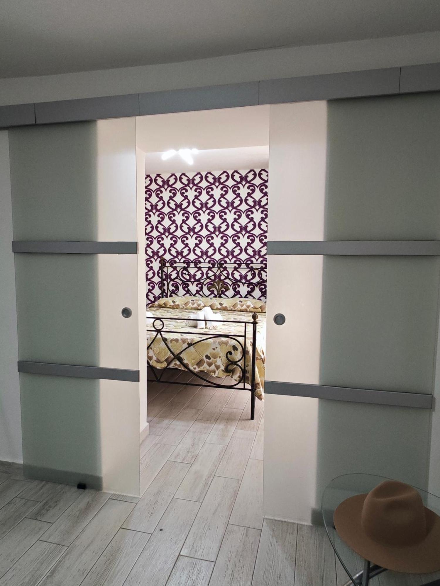 Nunzia'S House Napoli Apartment Ngoại thất bức ảnh